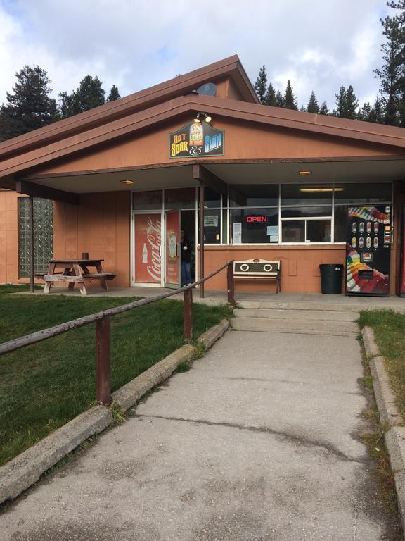 Hotel Lolo Hot Springs Exteriér fotografie